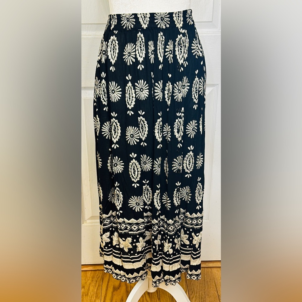 Exclusif By Whispers Flowy Comfy Two Piece Skirt Blouse Boho Black White Medium - Picture 15 of 16